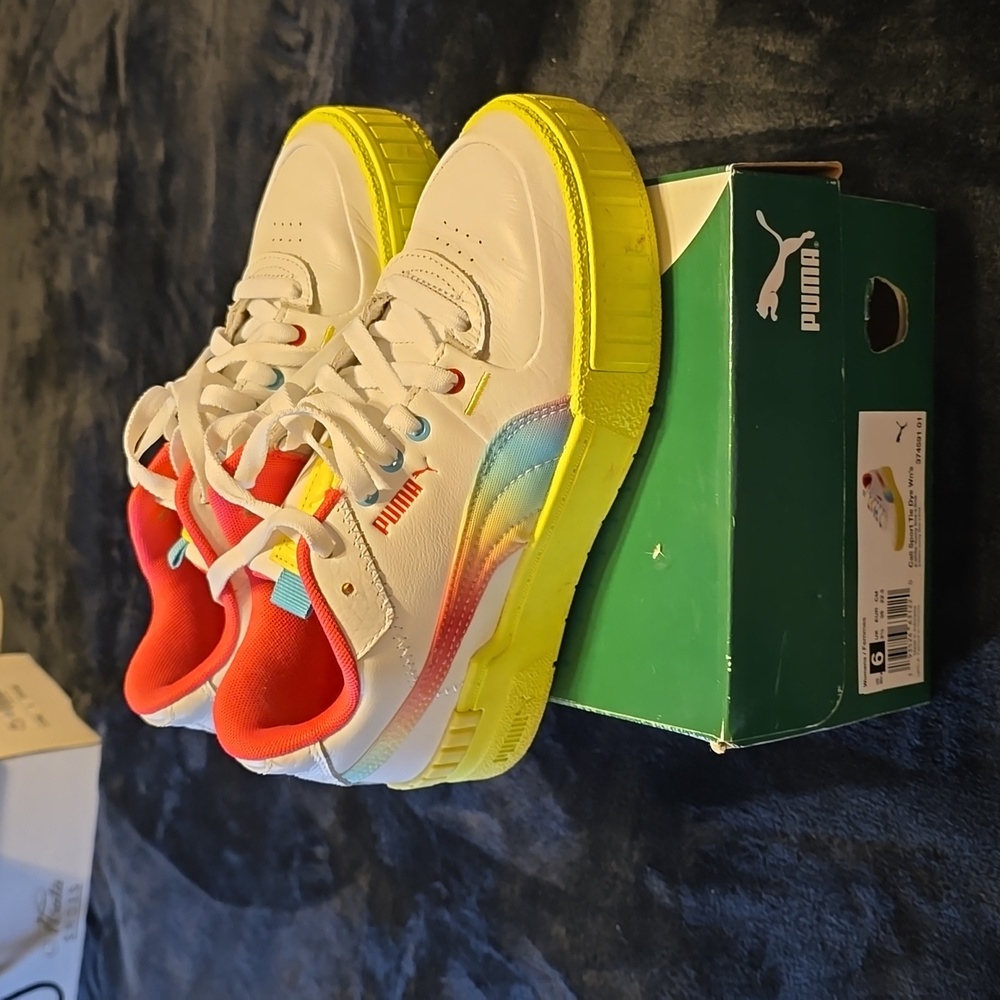 Puma sneakers